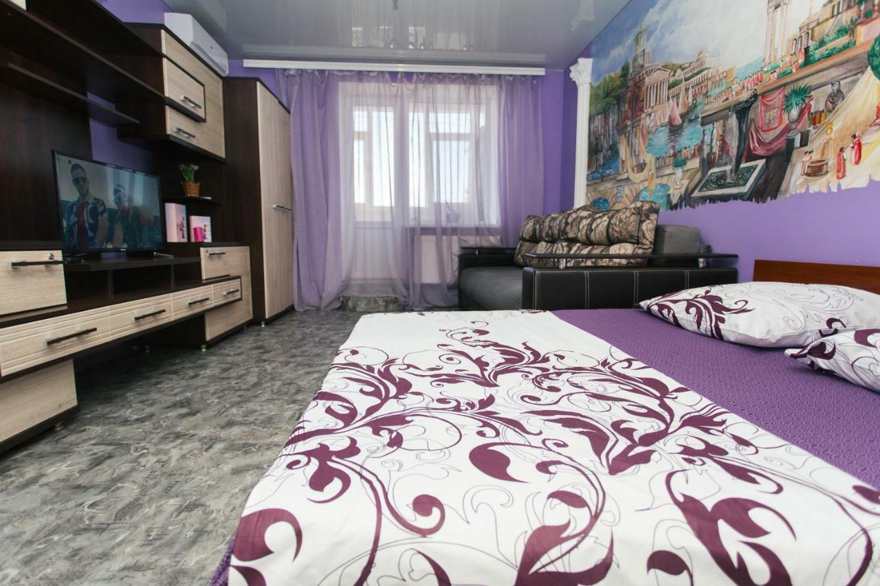 Vip Apartmens Faraon On Illinskaya 1 Floor Sumy Εξωτερικό φωτογραφία