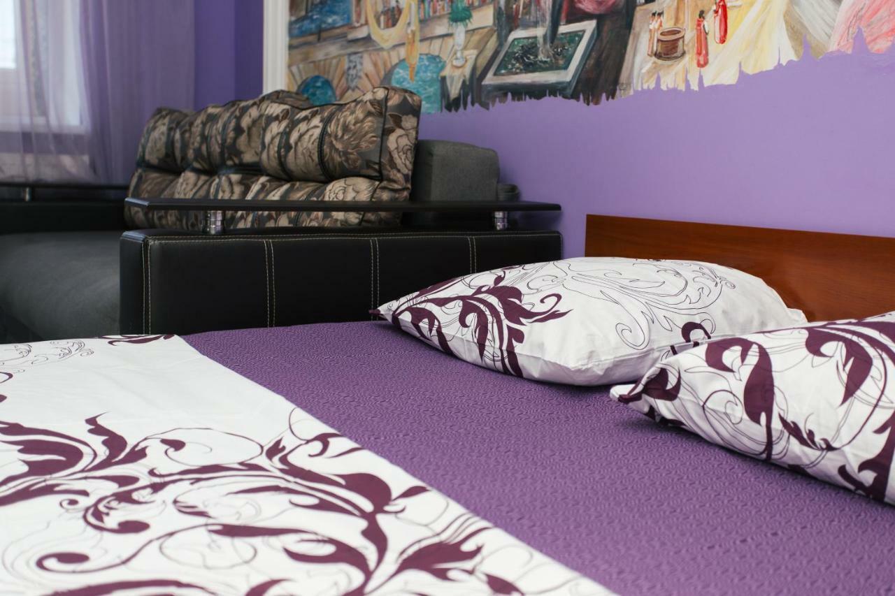 Vip Apartmens Faraon On Illinskaya 1 Floor Sumy Εξωτερικό φωτογραφία